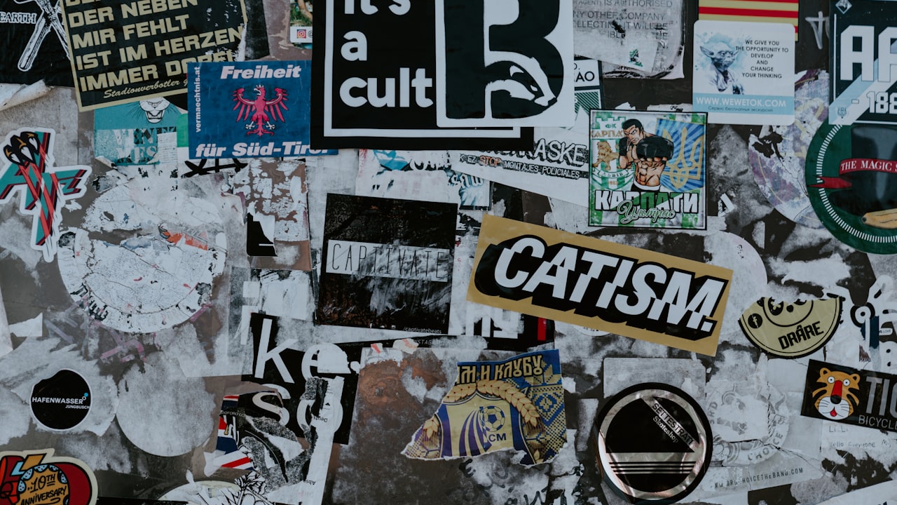 Why Choosing the Right Digital Signage Hardware is Essential