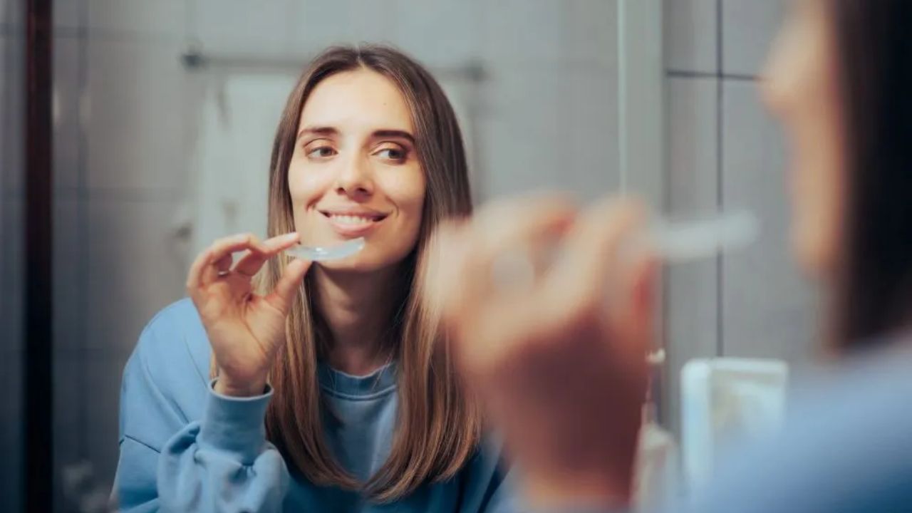 Customize Your Smile: Fast, High-Quality Teeth Whitening Products with Your Brand